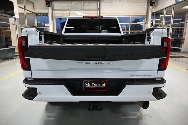 New 2026 GMC Sierra 2500 Denali Ultimate image 7