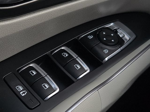 Used 2023 Kia Sorento EX AWD/4WD image 28