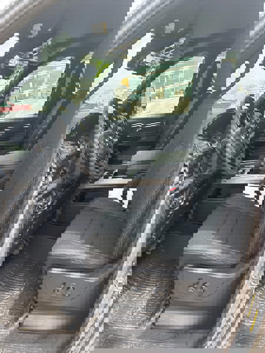 New 2025 RAM 1500 Big Horn image 12