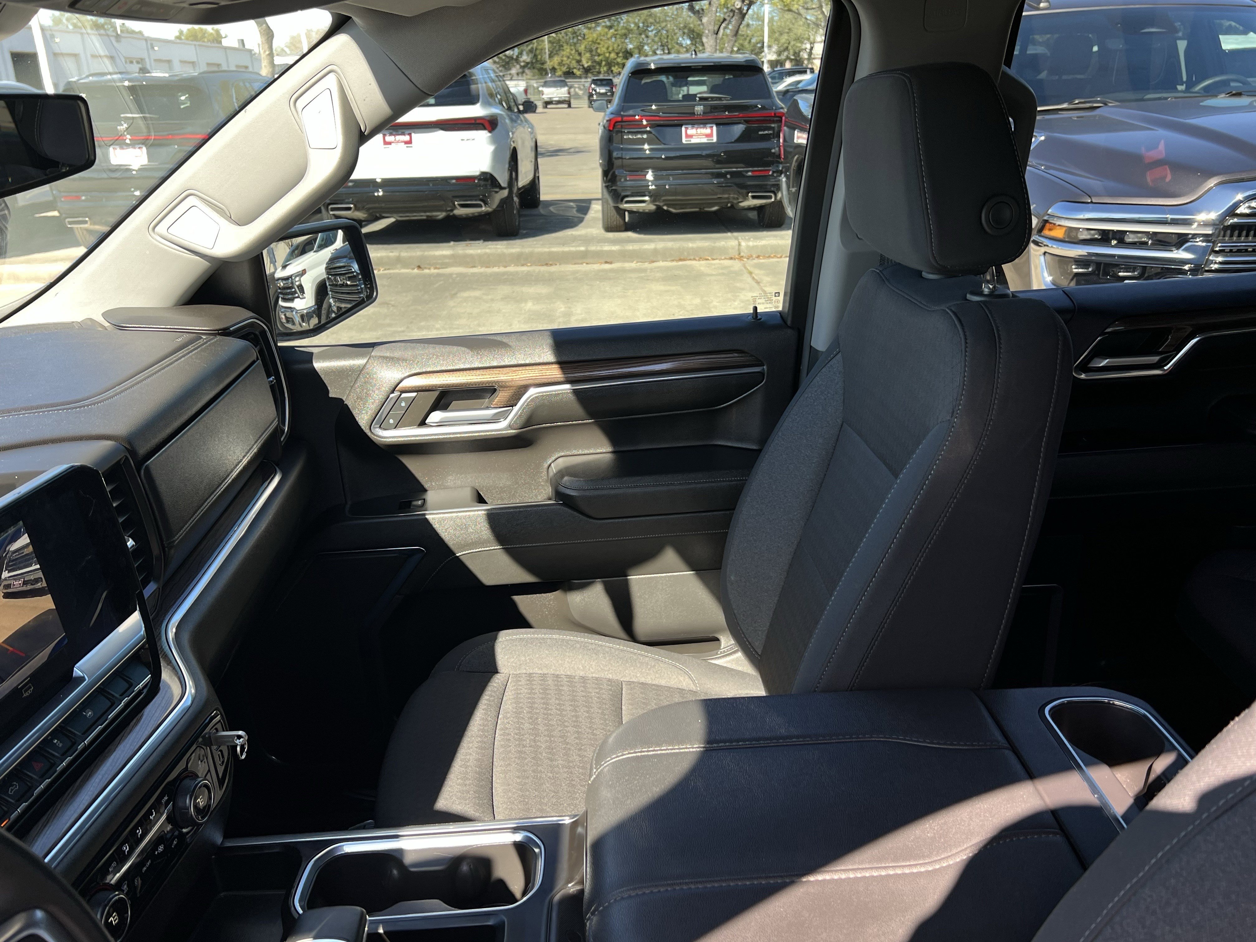 Used 2024 Chevrolet Silverado 1500 LT w/ Protection Package image 23