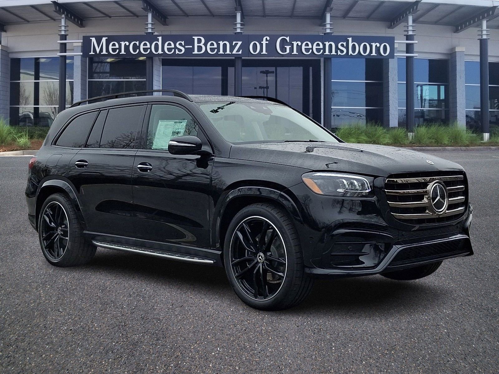 New 2026 Mercedes-Benz GLS 450 4MATIC image 2