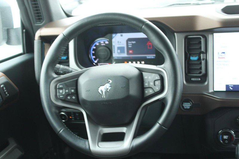 Used 2023 Ford Bronco Outer Banks image 15