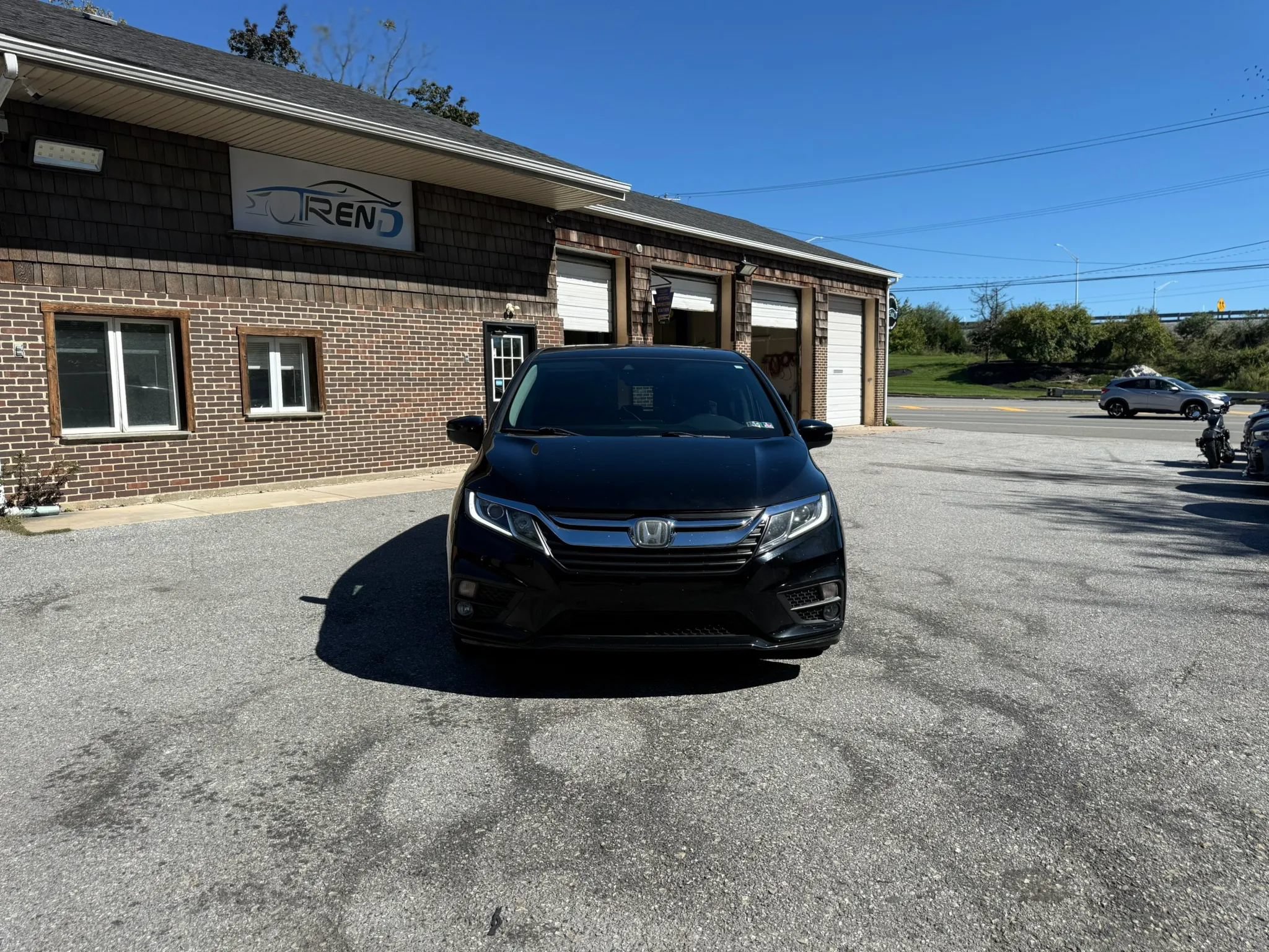 Used 2018 Honda Odyssey EX-L image 2