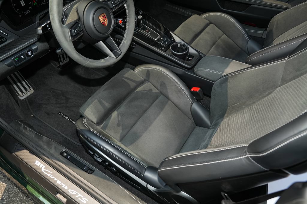 Certified 2026 Porsche 911 Carrera GTS RWD image 16