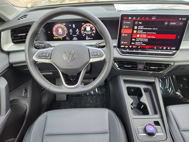 New 2026 Volkswagen Tiguan SE AWD/4WD image 24