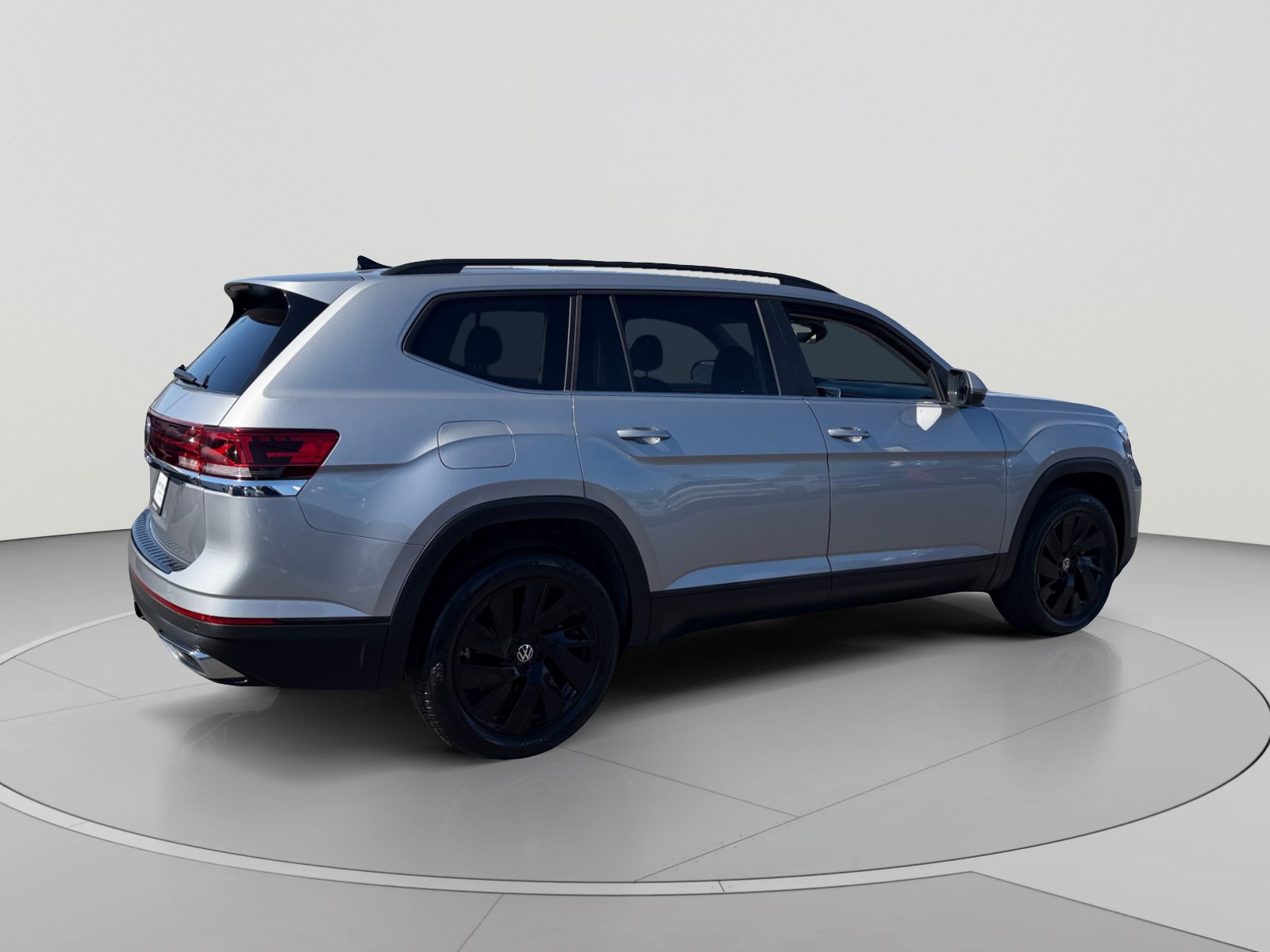 Used 2026 Volkswagen Atlas SE FWD image 5