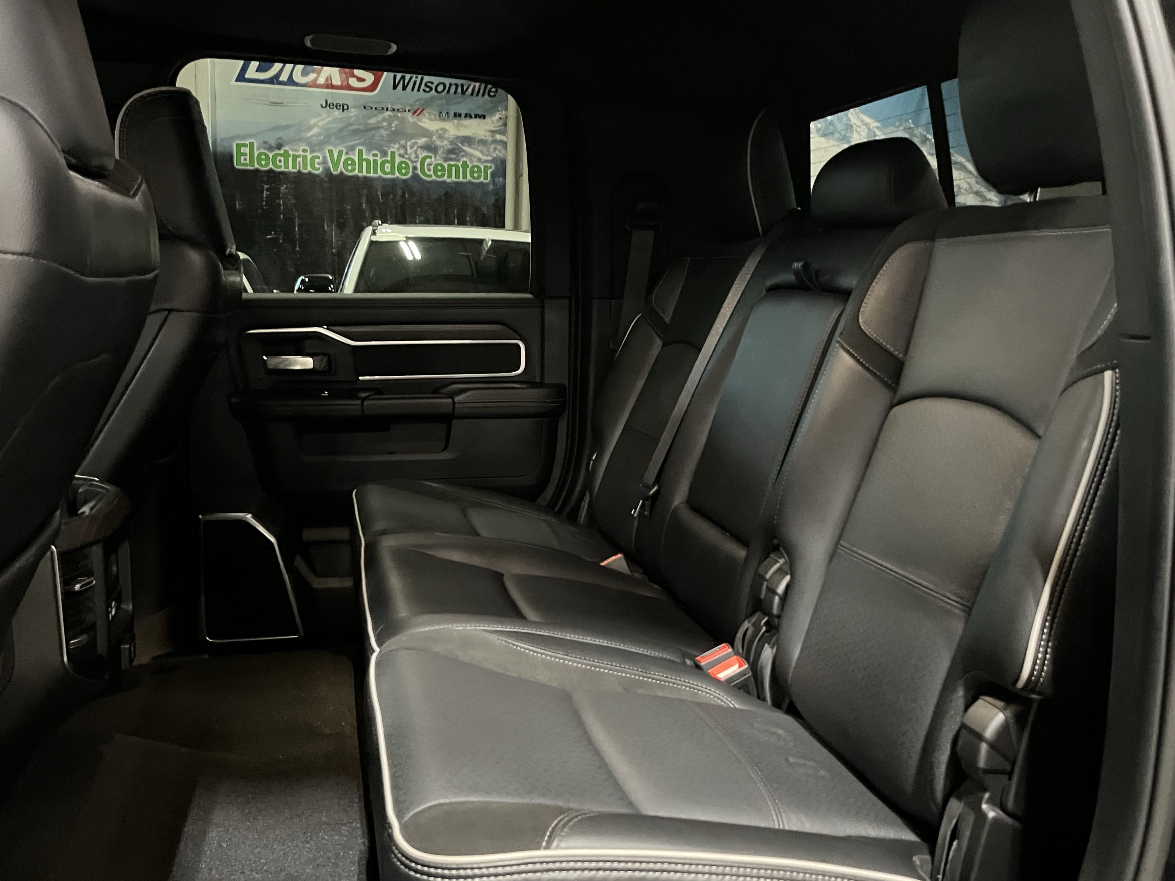 Certified 2025 RAM 2500 Laramie w/ Night Edition AWD/4WD image 17
