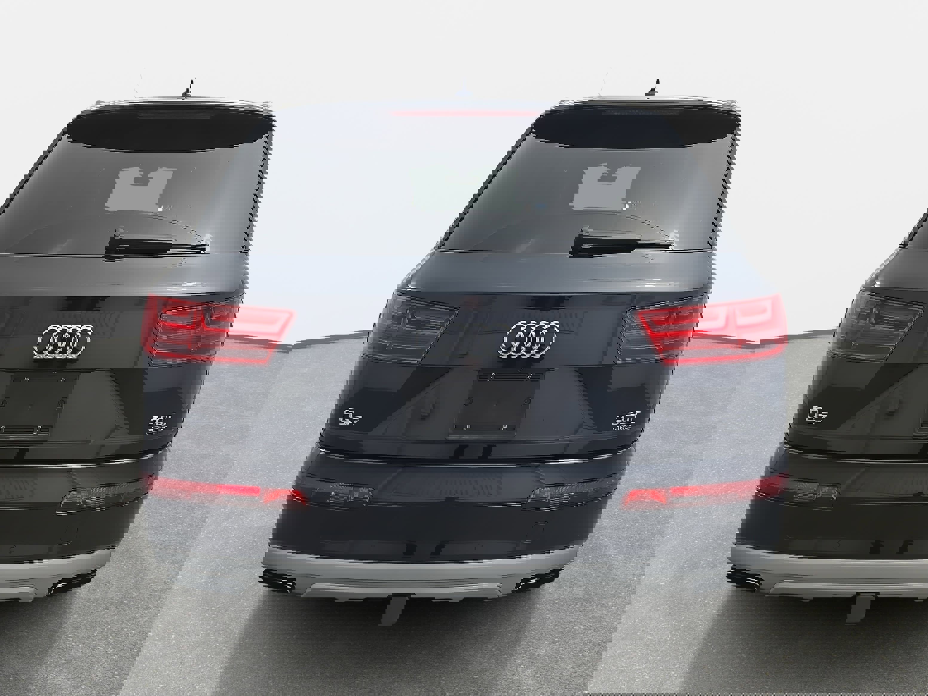 Used 2018 Audi Q7 3.0T Prestige image 4