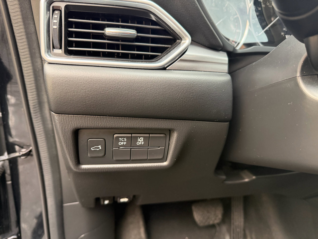 Used 2019 MAZDA CX-5 Touring image 17