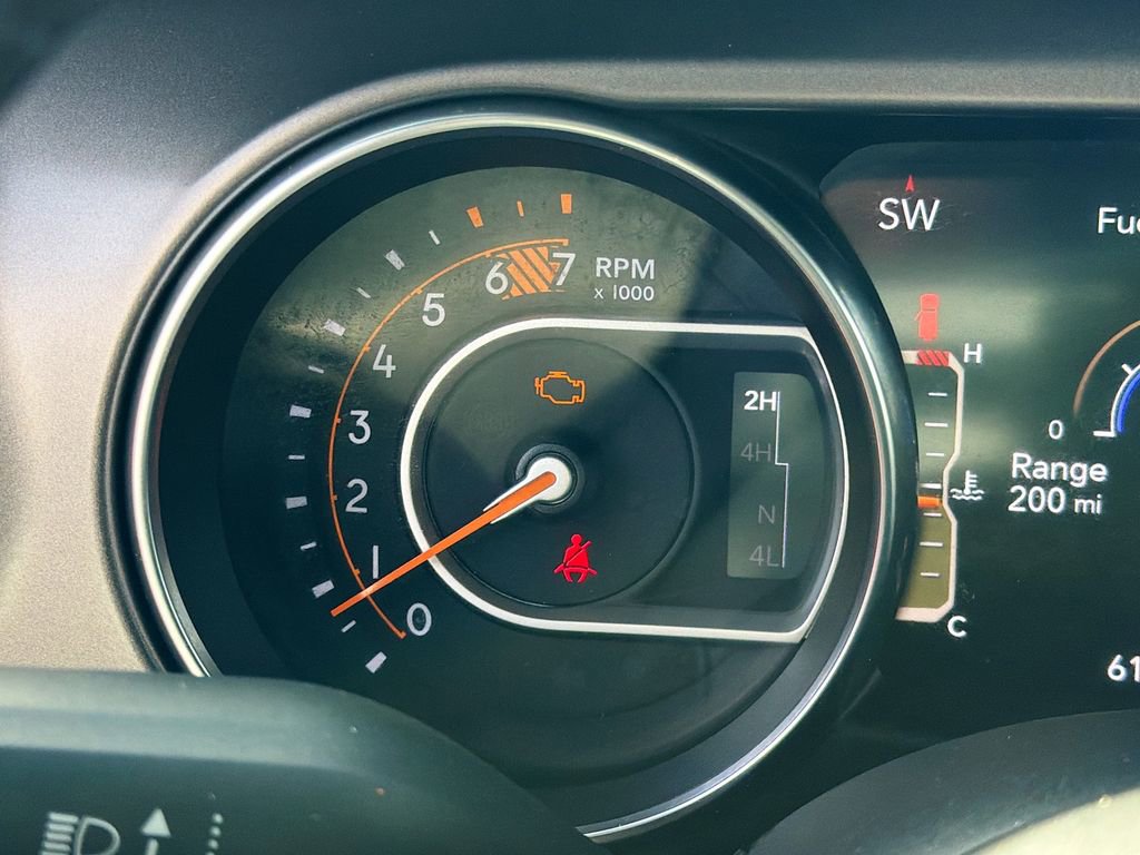 Used 2023 Jeep Wrangler Sport S image 38