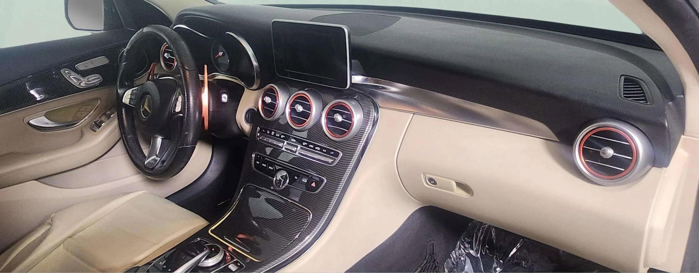 Used 2015 Mercedes-Benz C 300 Sedan image 21