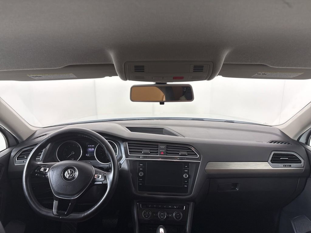 Used 2018 Volkswagen Tiguan SE image 19