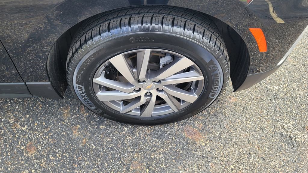 Used 2024 Chevrolet Equinox LT w/ LPO, Floor Liner Package image 15