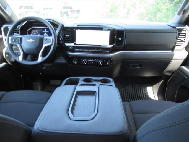 Used 2024 Chevrolet Silverado 1500 LT AWD/4WD image 12