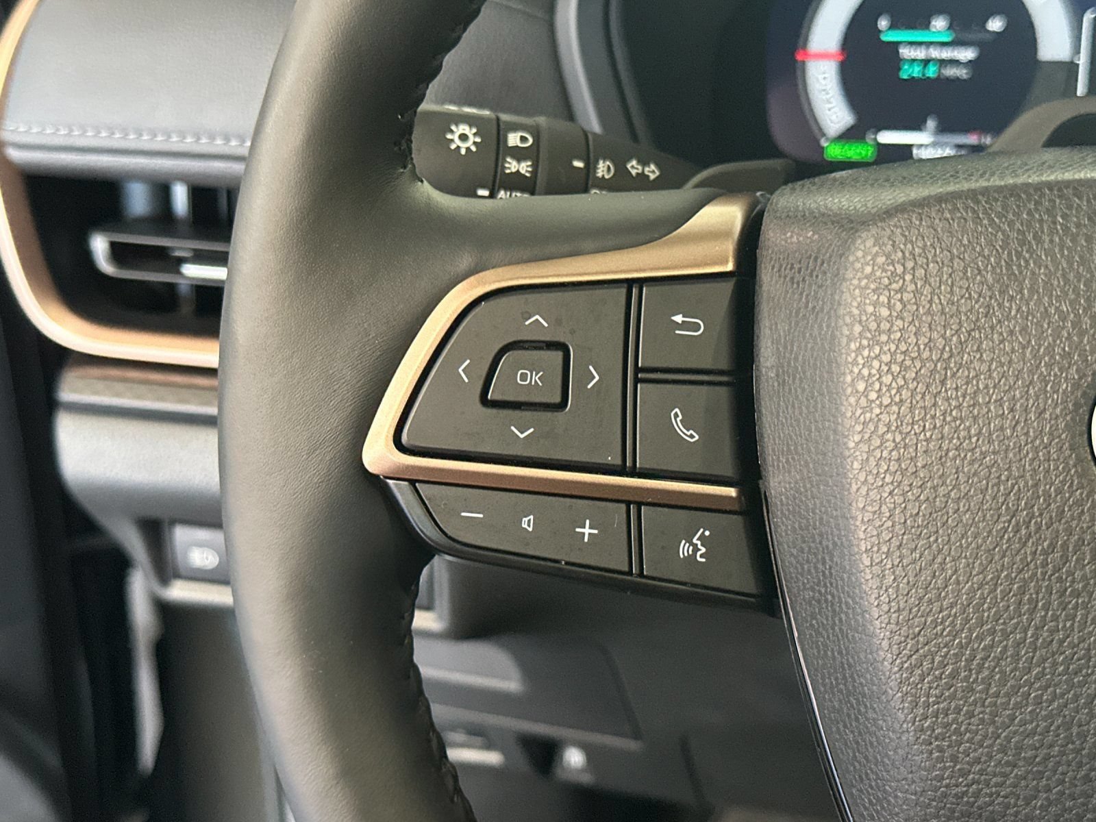 Used 2025 Toyota Grand Highlander AWD Hybrid image 28