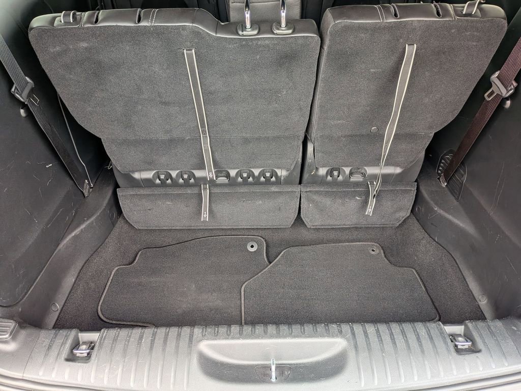 Used 2025 Chrysler Pacifica Select image 26