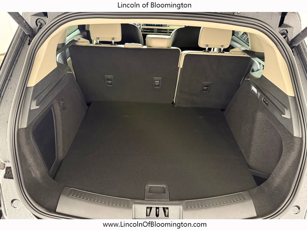 New 2026 Lincoln Corsair Premiere image 28