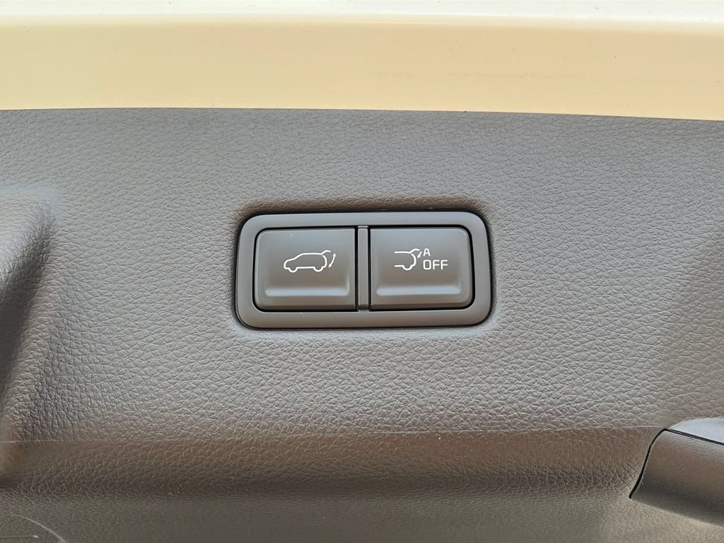 New 2027 Kia Carnival SX Prestige FWD image 8