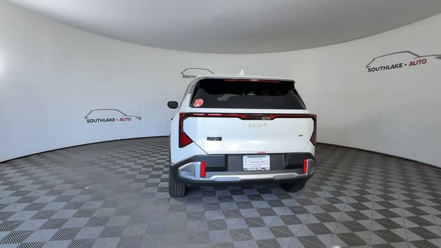 New 2027 Kia Seltos S AWD/4WD image 7
