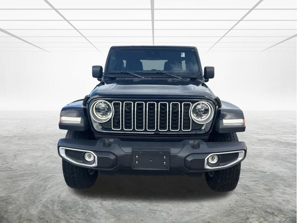 Used 2025 Jeep Wrangler Unlimited Sahara AWD/4WD image 8