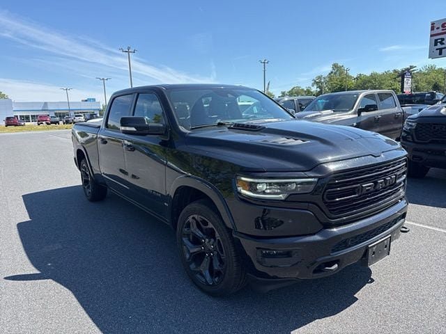 Used 2020 RAM 1500 Limited w/ Black Appearance Package AWD/4WD image 10