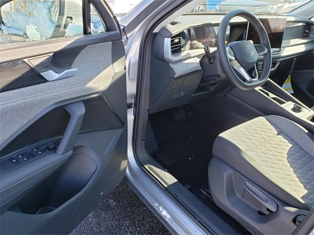 New 2025 Volkswagen Tiguan S image 6