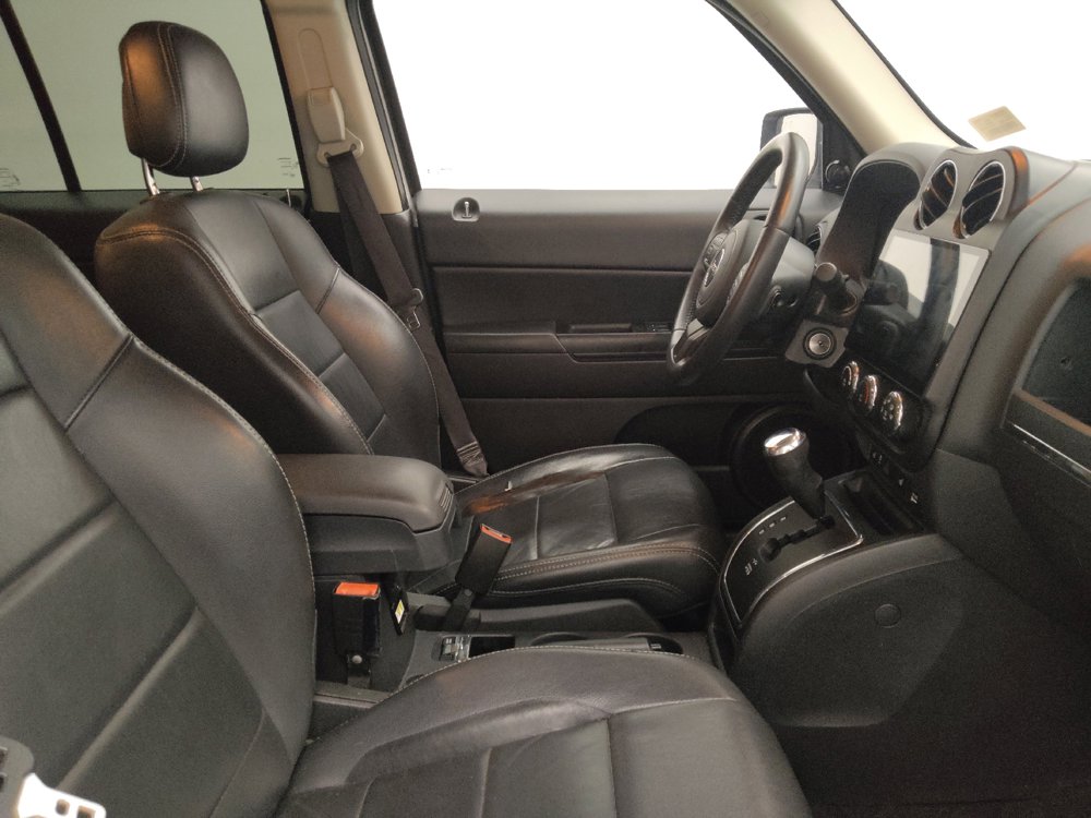 Used 2015 Jeep Patriot High Altitude AWD/4WD image 21