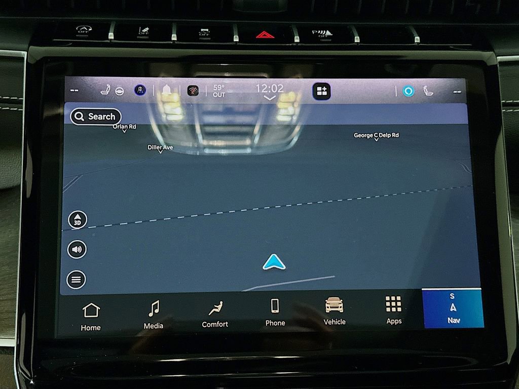 Certified 2024 Jeep Grand Cherokee Limited w/ Trailer Tow Package AWD/4WD image 12