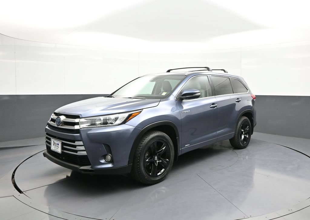 Used 2017 Toyota Highlander Limited Platinum w/ Carpet Mat Package AWD/4WD image 10