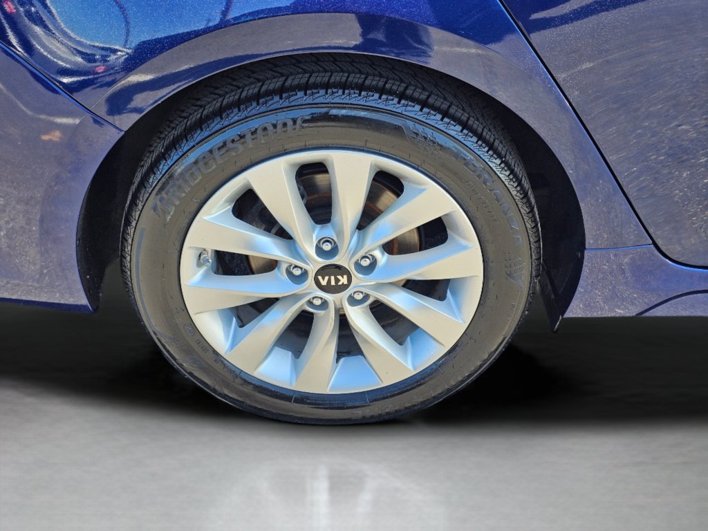 Used 2017 Kia Optima EX FWD image 28