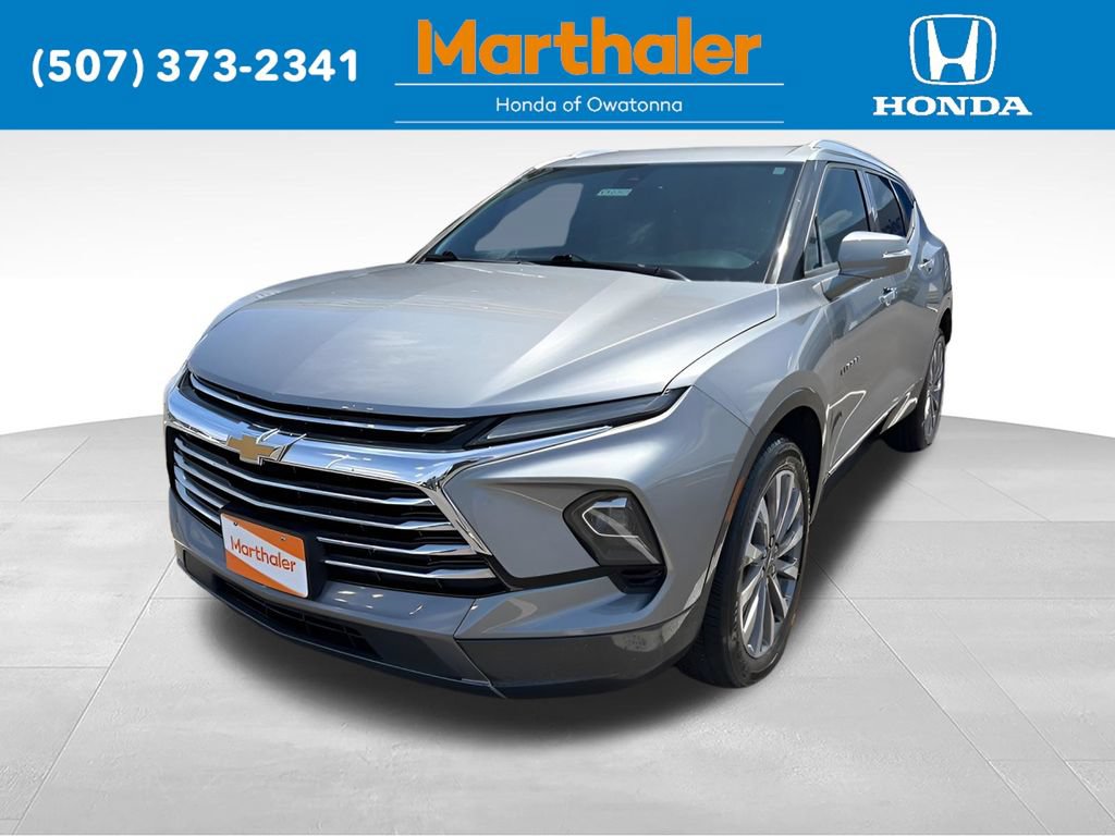 Used 2023 Chevrolet Blazer Premier AWD/4WD image 1