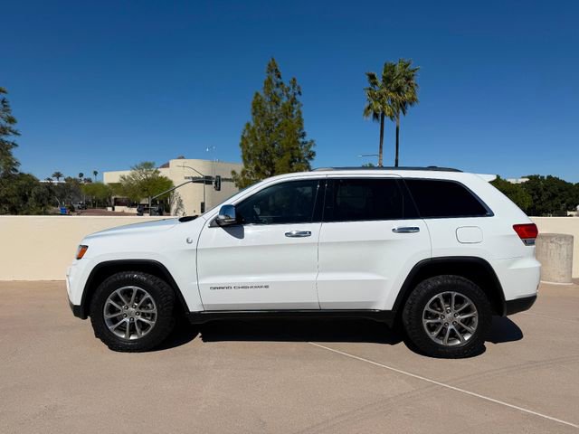 Used 2015 Jeep Grand Cherokee Limited w/ Luxury Group II image 4
