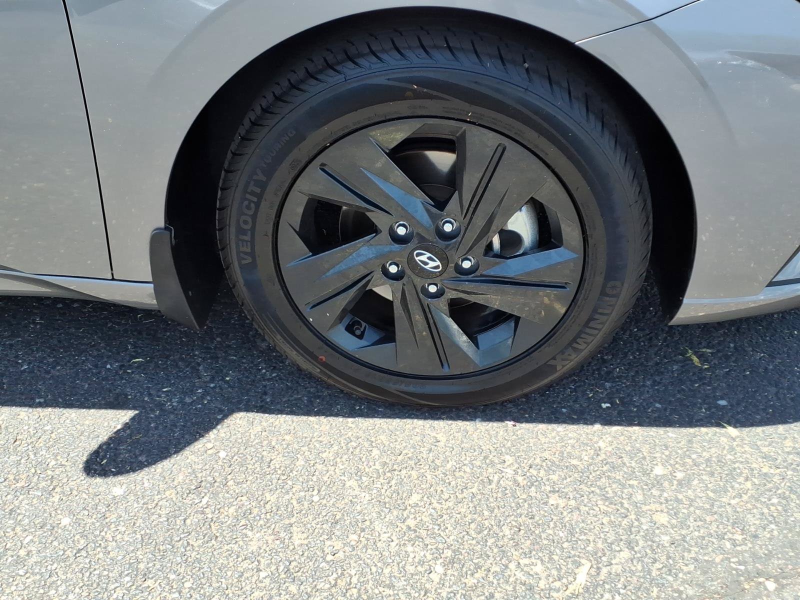 Certified 2023 Hyundai Elantra SEL FWD image 9