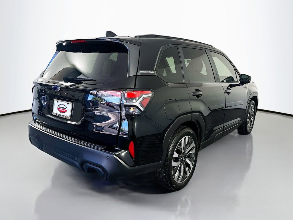 Used 2025 Subaru Forester Touring AWD/4WD image 5