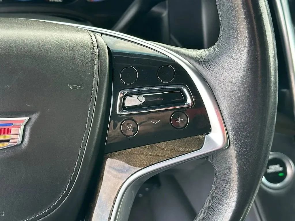 Used 2020 Cadillac Escalade Platinum image 22