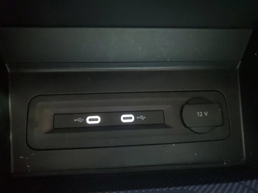 Certified 2023 Volkswagen Atlas SE image 24