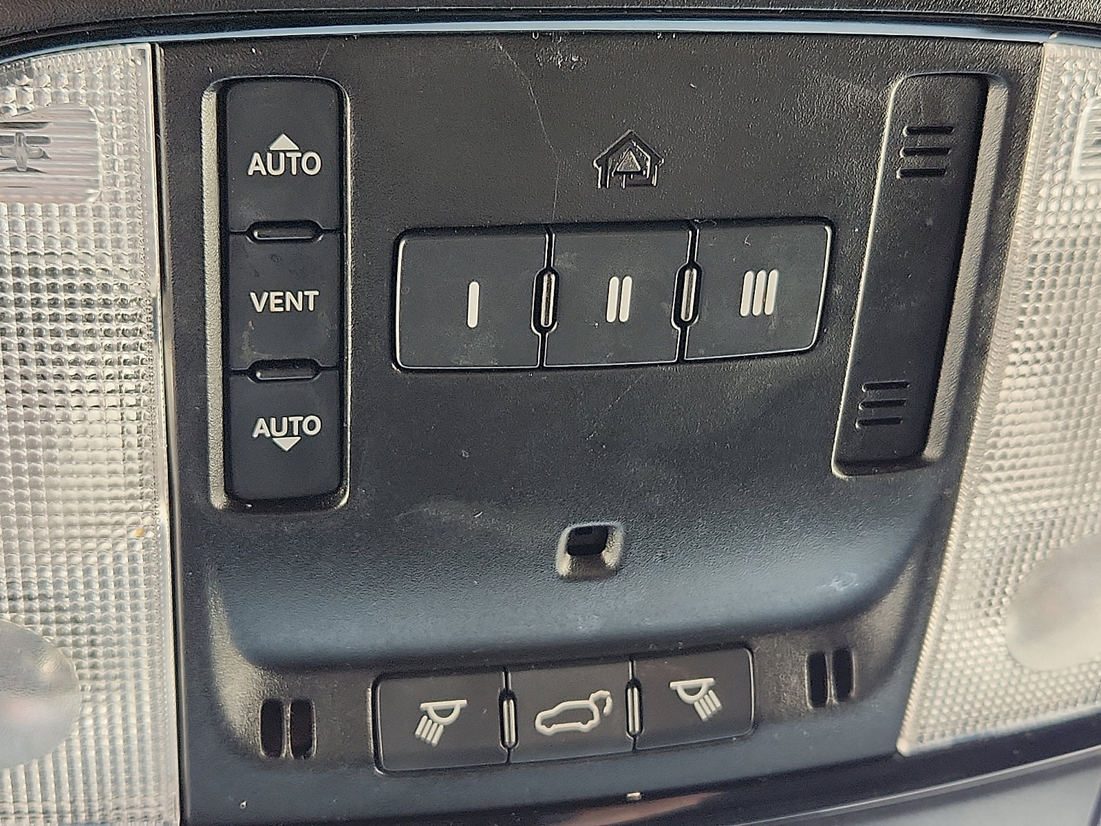 Used 2023 Dodge Durango GT image 17