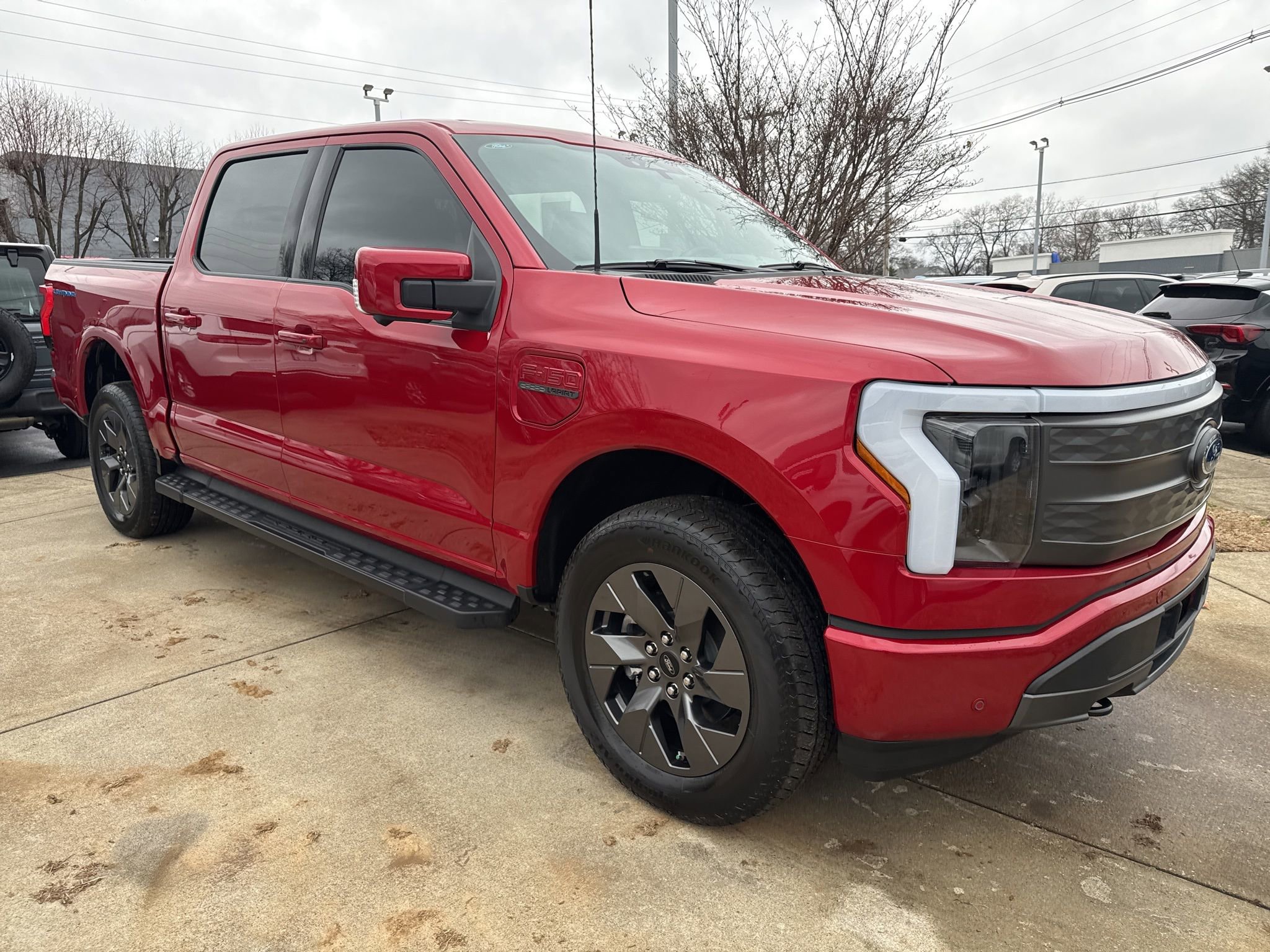 Used 2023 Ford F150 Lightning Lariat image 6