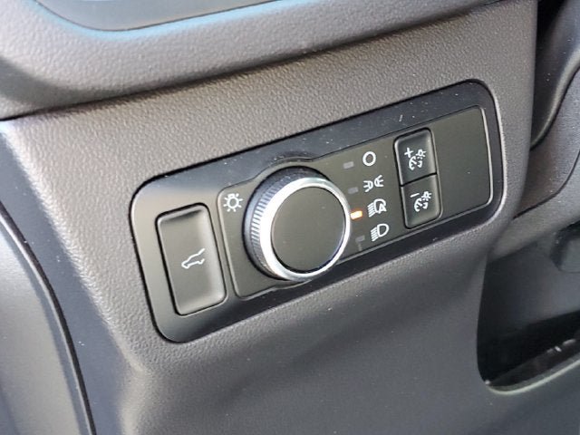 Used 2025 Ford Escape ST-Line w/ Tech Pack #1 AWD/4WD image 8