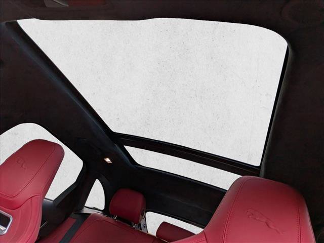 Certified 2026 Jaguar F-PACE R-Dynamic S image 15