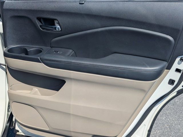 Used 2019 Honda Pilot Elite image 16
