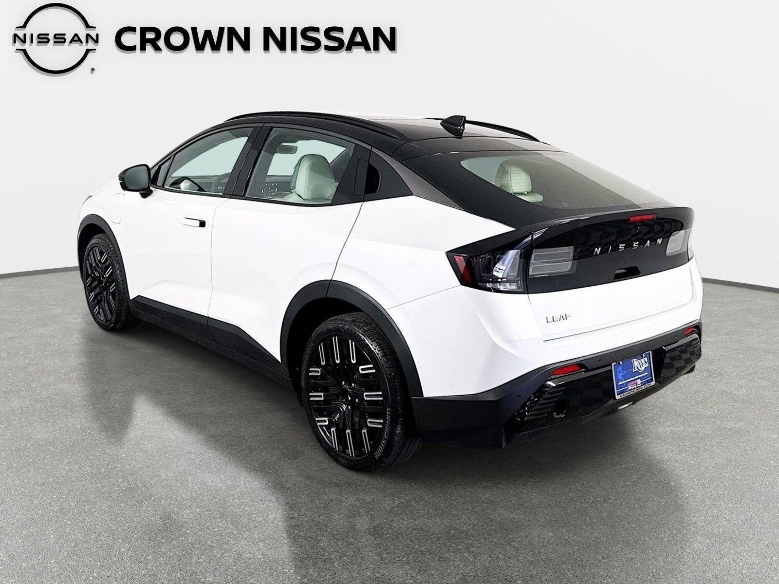 New 2026 Nissan Leaf Platinum+ image 7