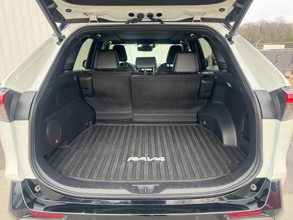 Used 2021 Toyota RAV4 XSE image 19