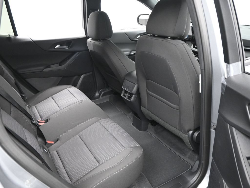 New 2026 Chevrolet Equinox LT FWD image 13