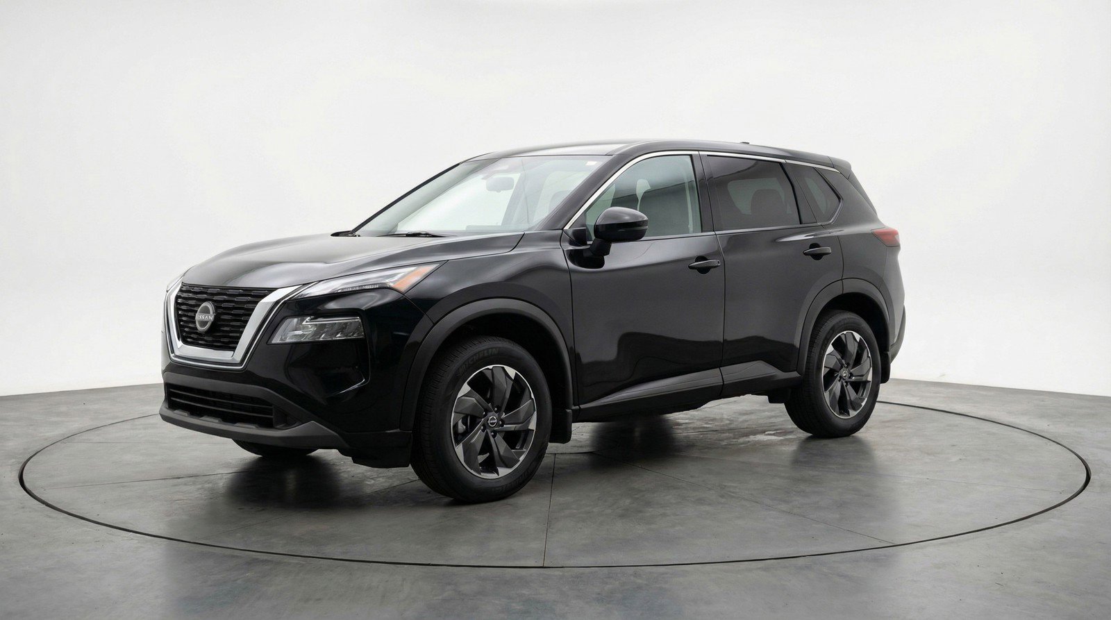 Used 2025 Nissan Rogue SV AWD/4WD image 3