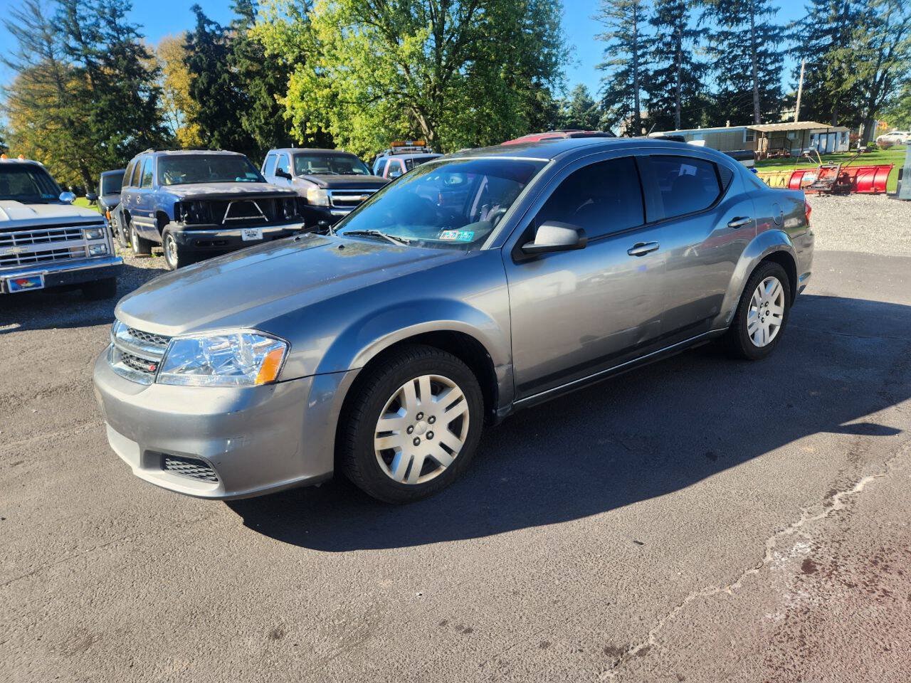 Used 2013 Dodge Avenger SE