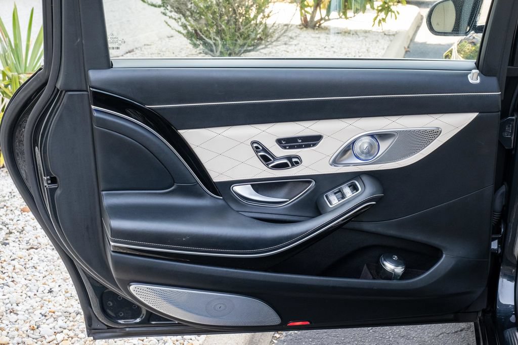 Used 2018 Mercedes-Benz Maybach S 560 4MATIC image 35