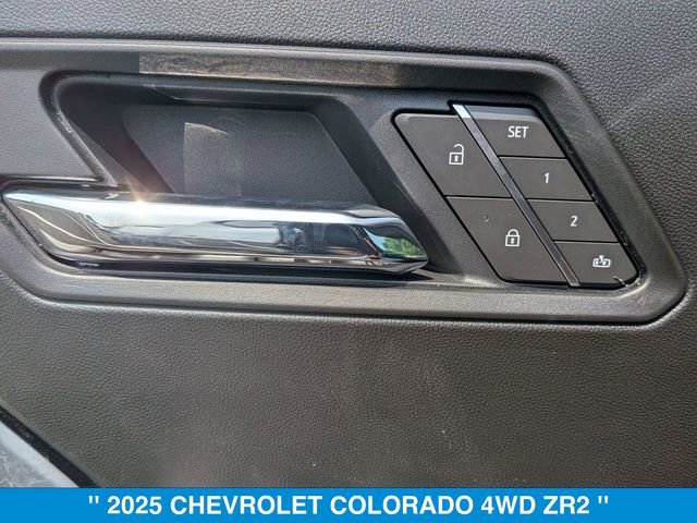 New 2025 Chevrolet Colorado ZR2 w/ Technology Package image 11