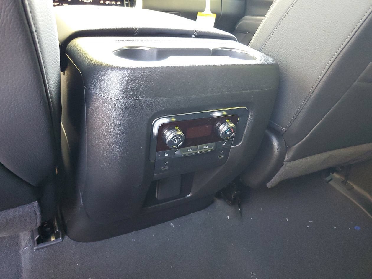 New 2026 GMC Yukon XL Denali w/ Sun & Power Step Package AWD/4WD image 16