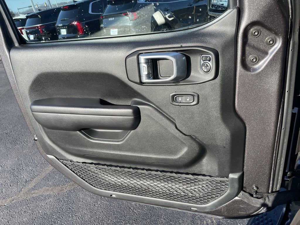 Used 2021 Jeep Wrangler Unlimited Sport image 18